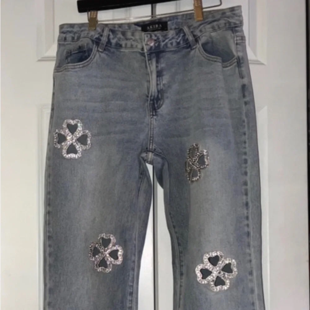 AKIRA Light wash blue Jeans with Crystal Flower Appliqués